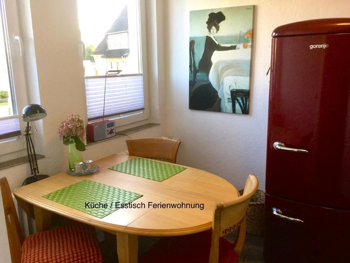 Ferienhaus Us Luett Hus Und Das Zimmer Linde Im Haupthaus Oldenburg Exterior photo
